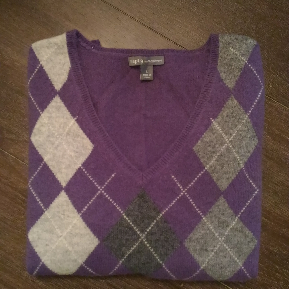 APT 9 100% Cashmere Argyll V Neck Sweater